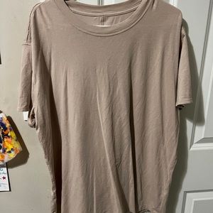 Tan Lululemon tshirt inner tags removed